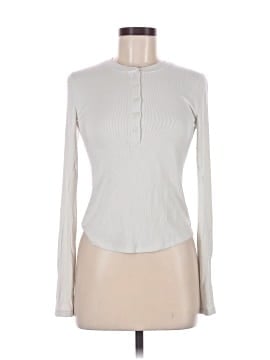 Lululemon Athletica Long Sleeve Top (view 1)