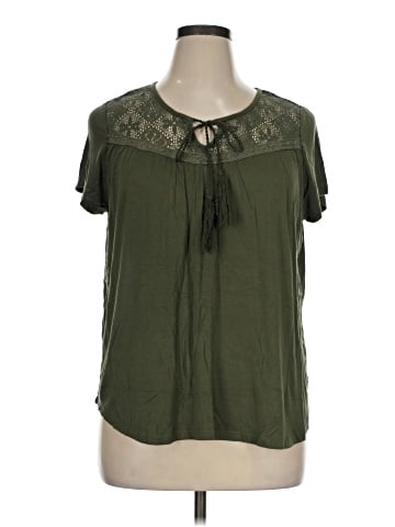 Olive and Oak Short Sleeve Blouse (view 1)