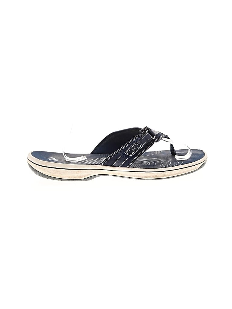 Pre-owned Clarks Flip Flops In Blue