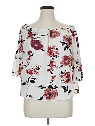 Charlotte Russe 3/4 Sleeve T-Shirt (view 1)