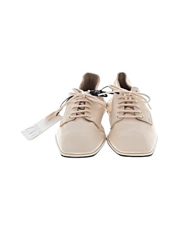 Zara Flats (view 2)
