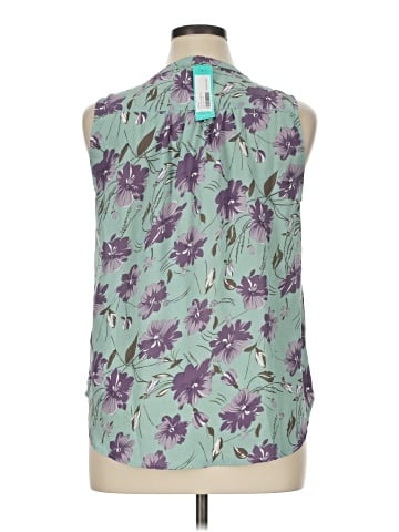 Fun2Fun Sleeveless Blouse (view 2)