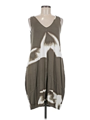 Marla Wynne Casual Dress (view 1)