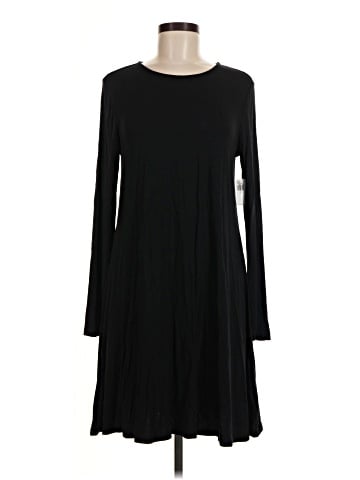 Old Navy Casual Dress (view 1)