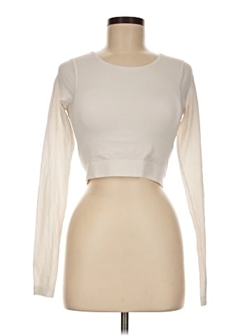 Lululemon Athletica Long Sleeve T-Shirt (view 1)