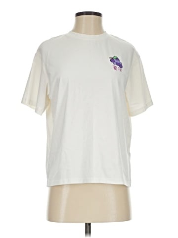 Hello Kitty Short Sleeve Top (view 1)