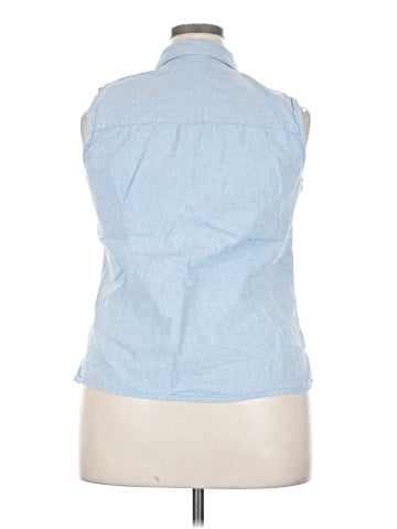 Basic Editions Sleeveless Button-Down Shirt (view 2)