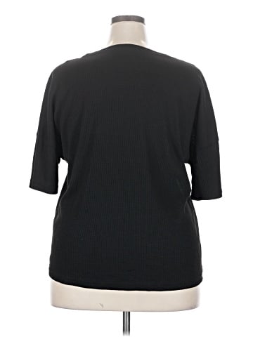 Unbranded 3/4 Sleeve T-Shirt (view 2)