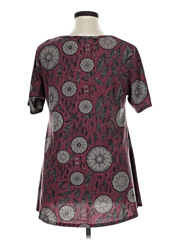 Lularoe Short Sleeve Top (view 2)