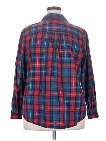 St. John's Bay Long Sleeve Button-Down Shirt (view 2)