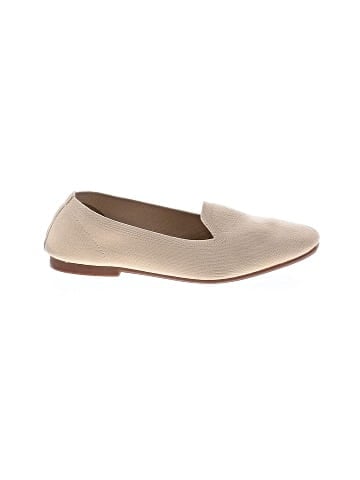 Unbranded Flats (view 1)