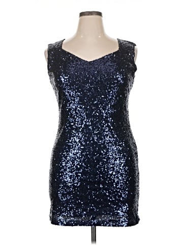 Anna-kaci Cocktail Dress (view 1)