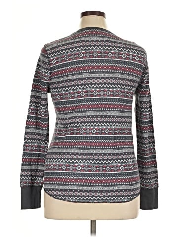 Old Navy Long Sleeve T-Shirt (view 2)