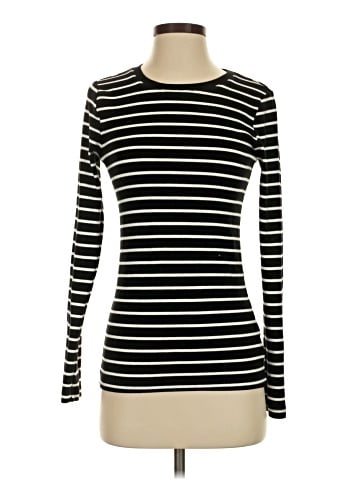Gap Long Sleeve T-Shirt (view 1)