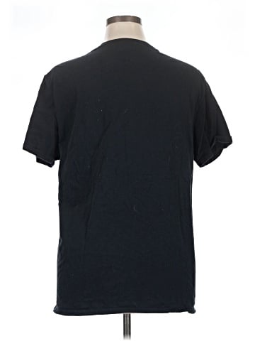Unbranded Short Sleeve T-Shirt (view 2)