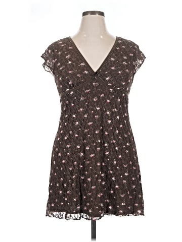 No Boundaries Casual Dress (view 1)