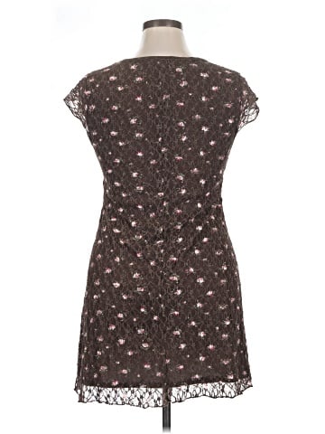 No Boundaries Casual Dress (view 2)