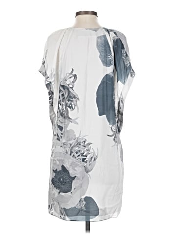 Leifsdottir Casual Dress (view 2)