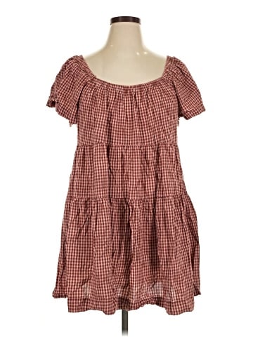 Old Navy Casual Dress (view 1)