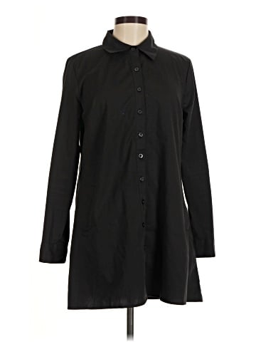 New York & Company Long Sleeve Button-Down Shirt (view 1)