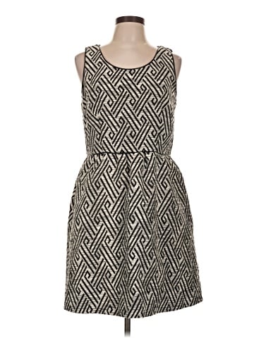 Outback Red Casual Dress (view 1)