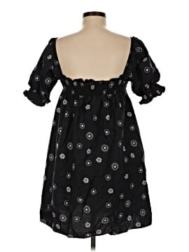 Urban Outfitters Casual Dress (view 2)
