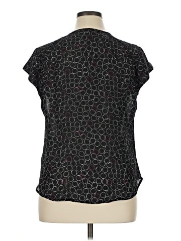 JCPenney Sleeveless T-Shirt (view 2)