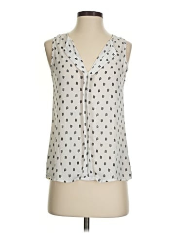 Fun2Fun Sleeveless Blouse (view 1)