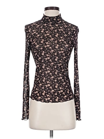 Heartloom Long Sleeve Blouse (view 1)