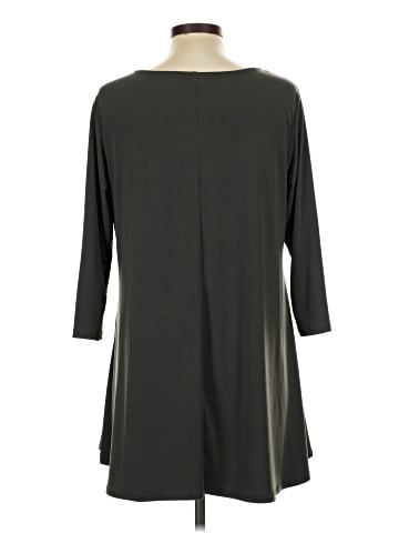 Zenana Outfitters 3/4 Sleeve T-Shirt (view 2)