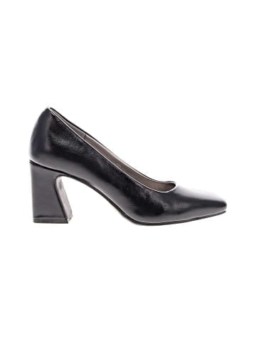 Worthington Heels (view 1)