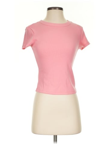 Old Navy Short Sleeve T-Shirt (view 1)
