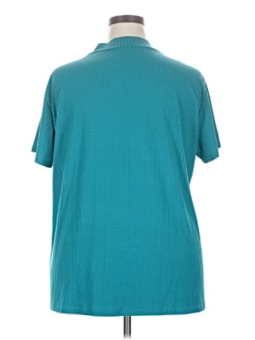Lularoe Short Sleeve Turtleneck (view 2)
