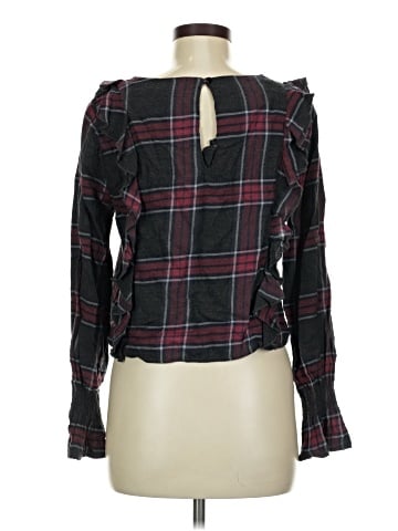 Romeo & Juliet Couture Long Sleeve Blouse (view 2)