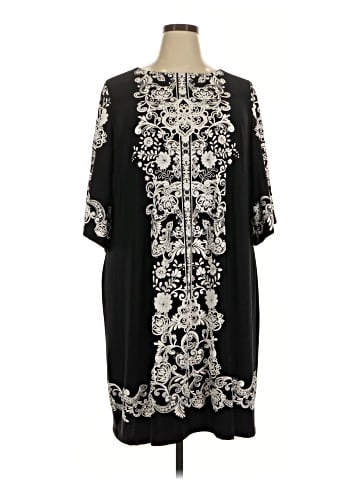 Sandra Darren Casual Dress (view 1)