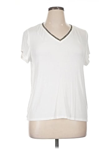 Jennifer Lopez Short Sleeve T-Shirt (view 1)