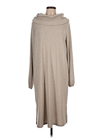 Ophelia Roe Casual Dress (view 1)