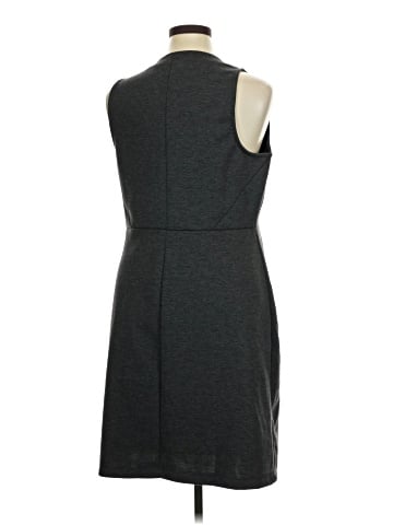 Old Navy Casual Dress (view 2)