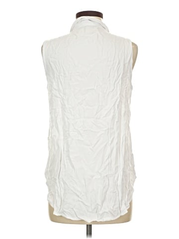 Kate & Mallory designs Sleeveless Button-Down Shirt (view 2)