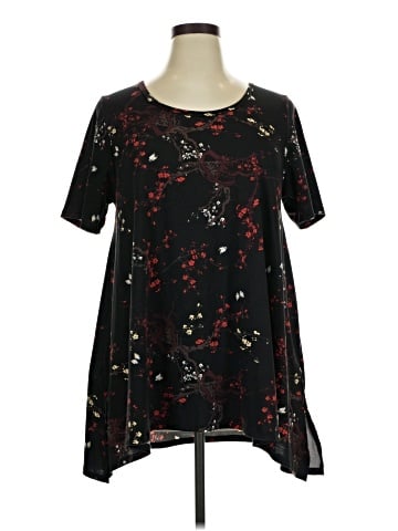 Lularoe Short Sleeve T-Shirt (view 1)