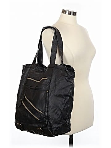Decree Tote (view 2)