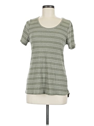 Lularoe Short Sleeve T-Shirt (view 1)