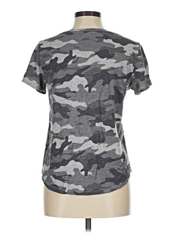 Old Navy Active T-Shirt (view 2)