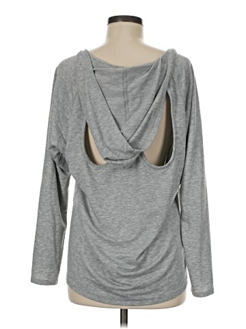 Victoria's Secret 3/4 Sleeve T-Shirt (view 2)