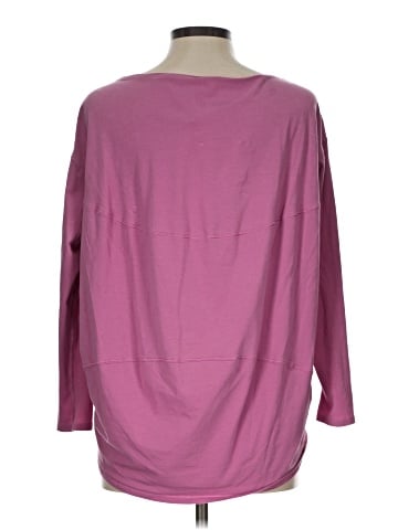 Lululemon Athletica 3/4 Sleeve T-Shirt (view 2)