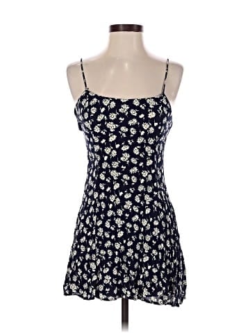 City Triangles Casual Dress (view 1)