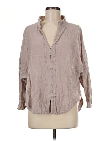 Sweet Lovely by Jen 3/4 Sleeve Button-Down Shirt (view 1)