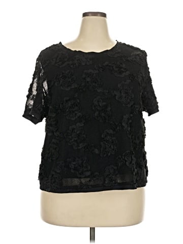 City Chic Short Sleeve Top (view 1)