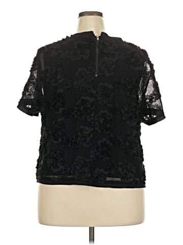 City Chic Short Sleeve Top (view 2)