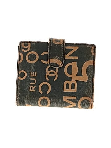 Chanel Wallet (view 2)